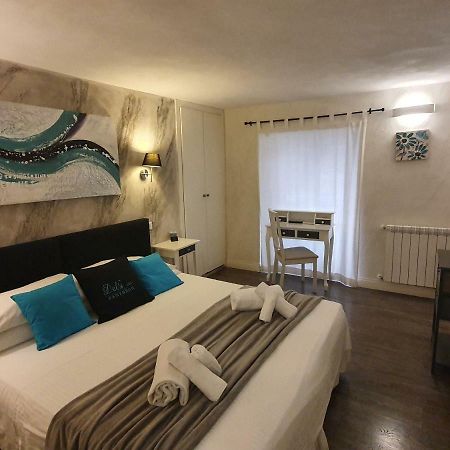 Delsi Suites Pantheon Roma Exterior foto