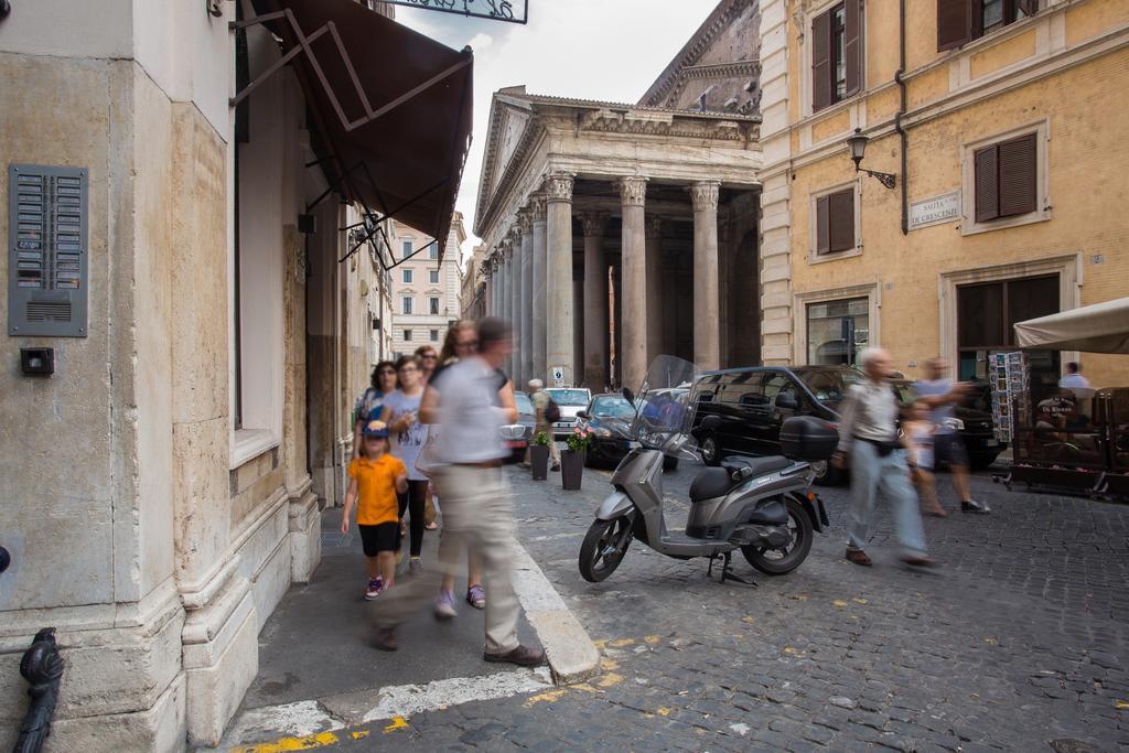 Delsi Suites Pantheon Roma Exterior foto