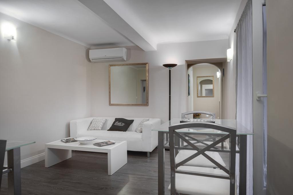 Delsi Suites Pantheon Roma Exterior foto