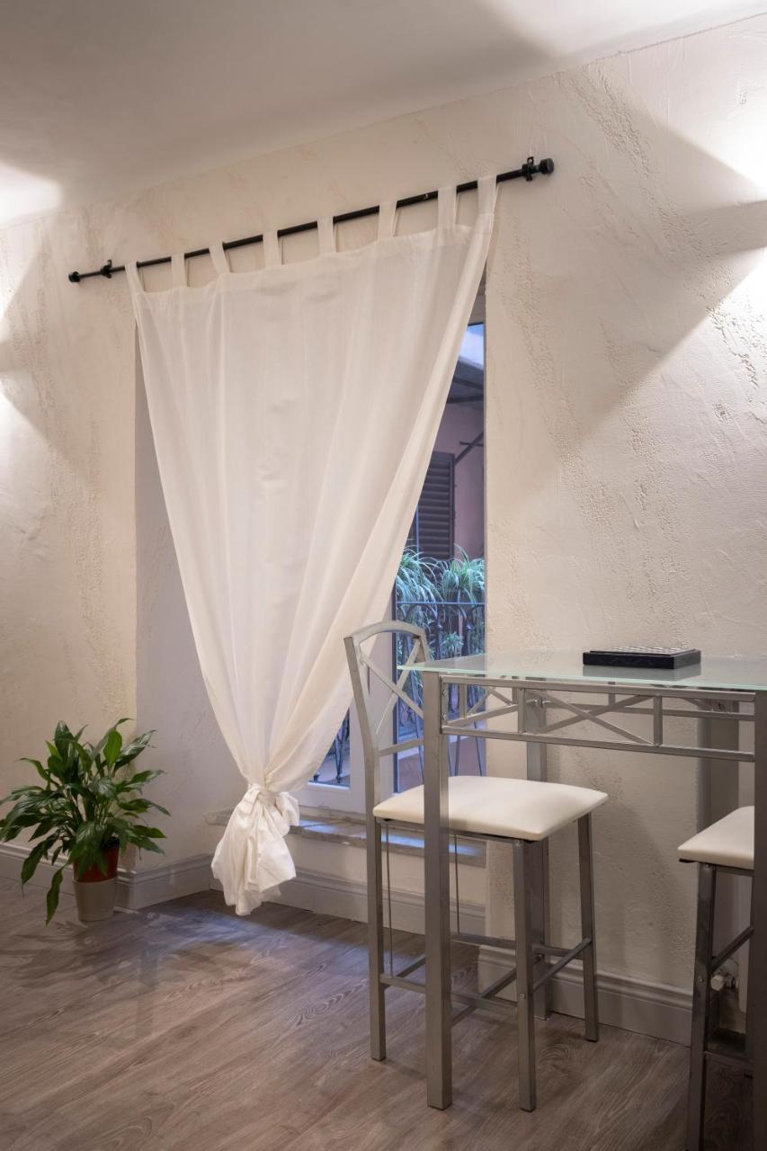 Delsi Suites Pantheon Roma Exterior foto