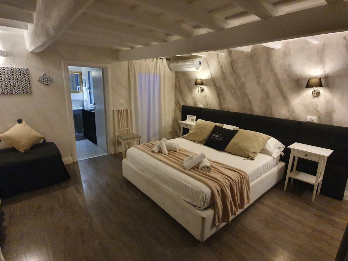 Delsi Suites Pantheon Roma Exterior foto